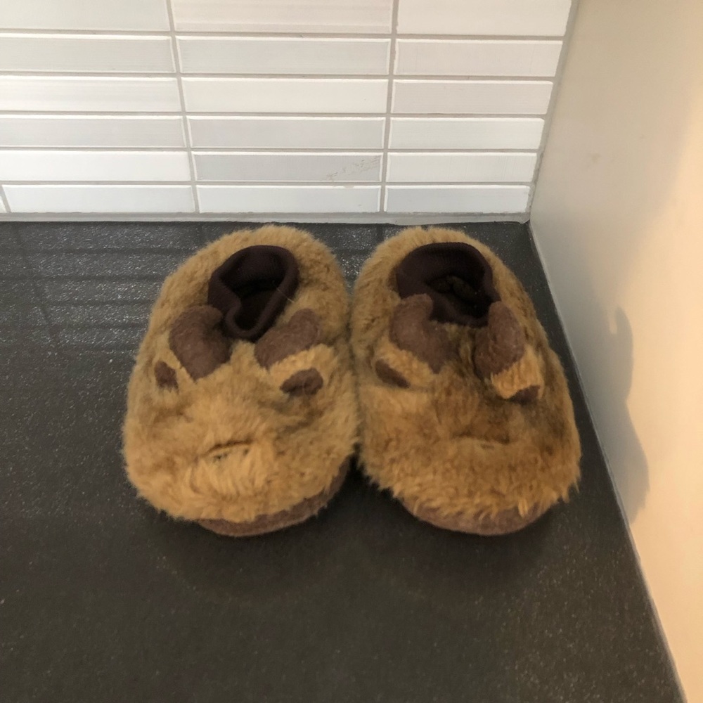 EUC L.L. Bean Animal Paws toddler Moose slippers